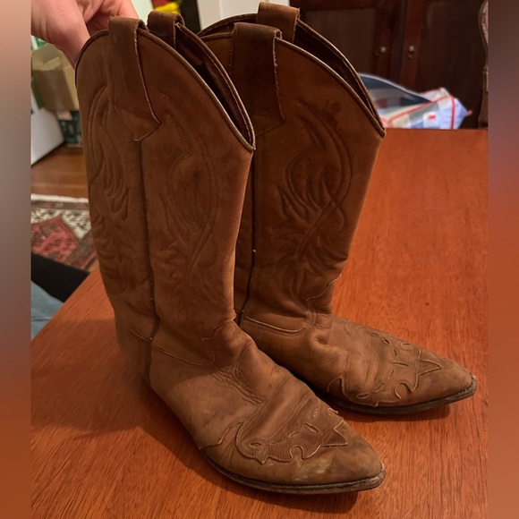 Guess by Georges Marciano brown suede cowboy boots sz 9.5 - Picture 2 of 8